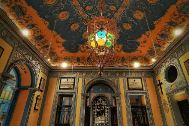Lucknow Tour Package