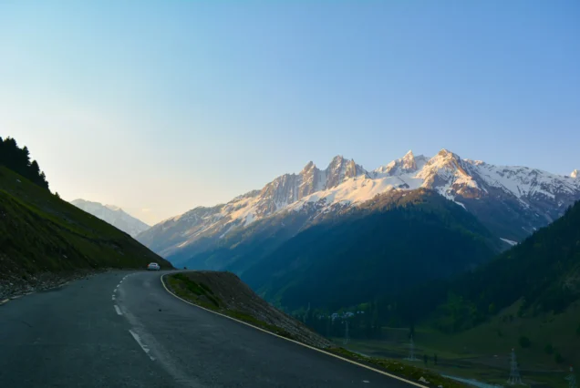 Sonamarg Tour Package